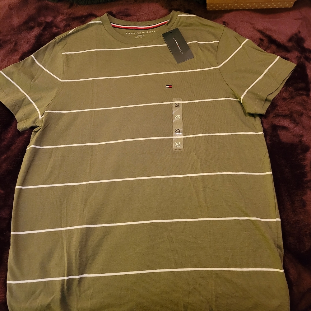NWT Tommy Hilfiger Shirt